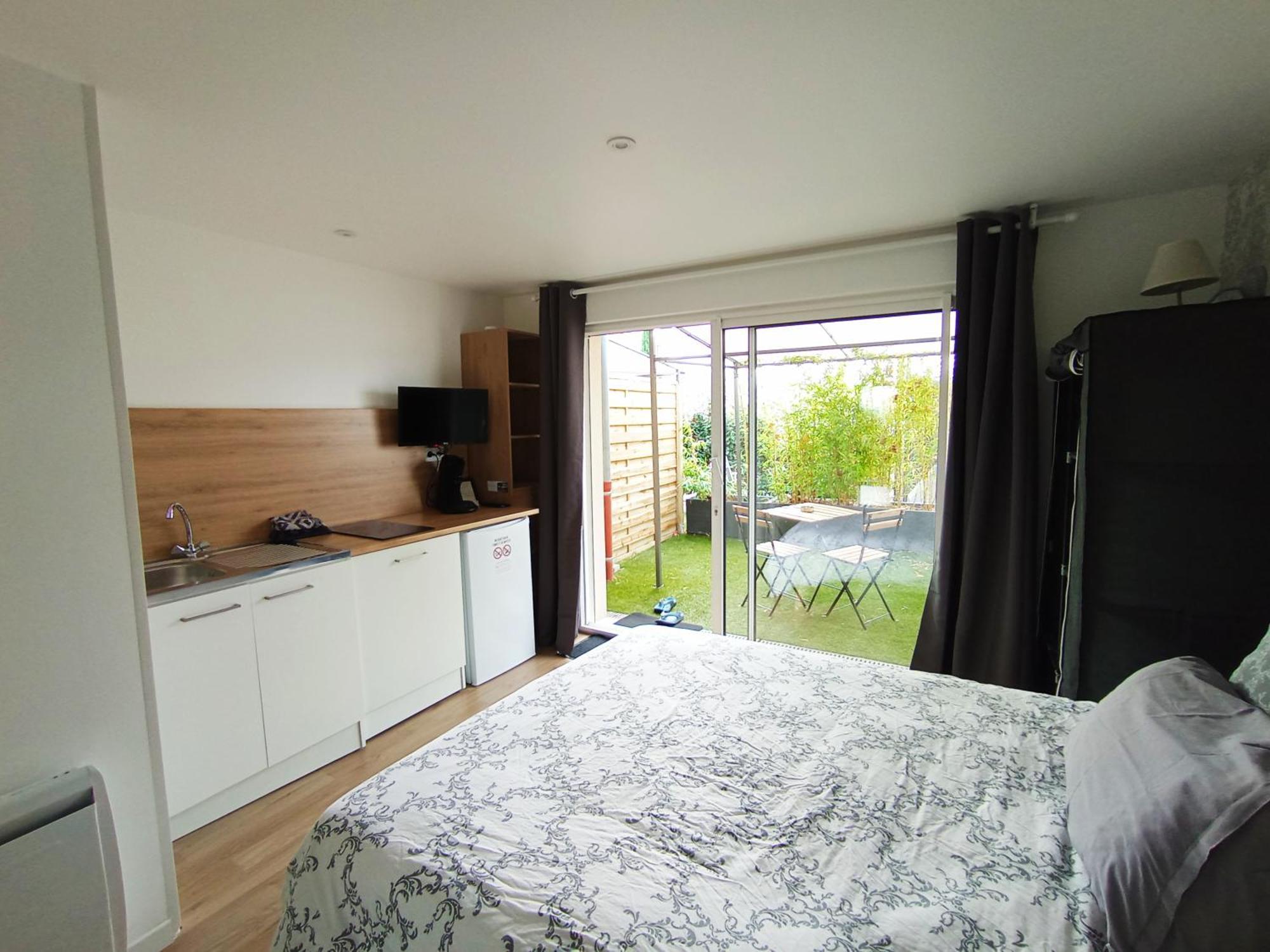 Appart'Hotel Le Clos Lassagne A Brignais - Lyon Sud ภายนอก รูปภาพ