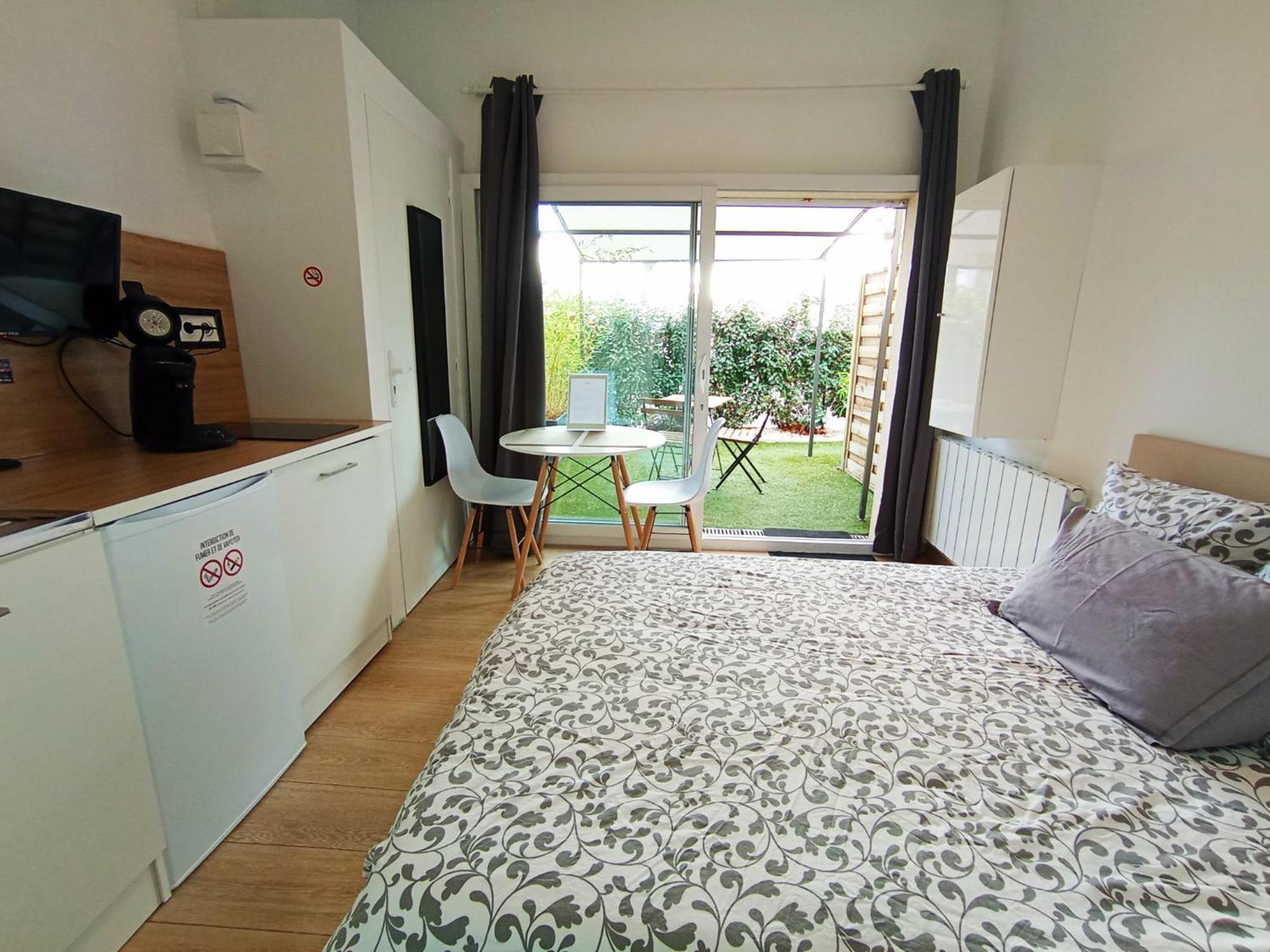 Appart'Hotel Le Clos Lassagne A Brignais - Lyon Sud ภายนอก รูปภาพ