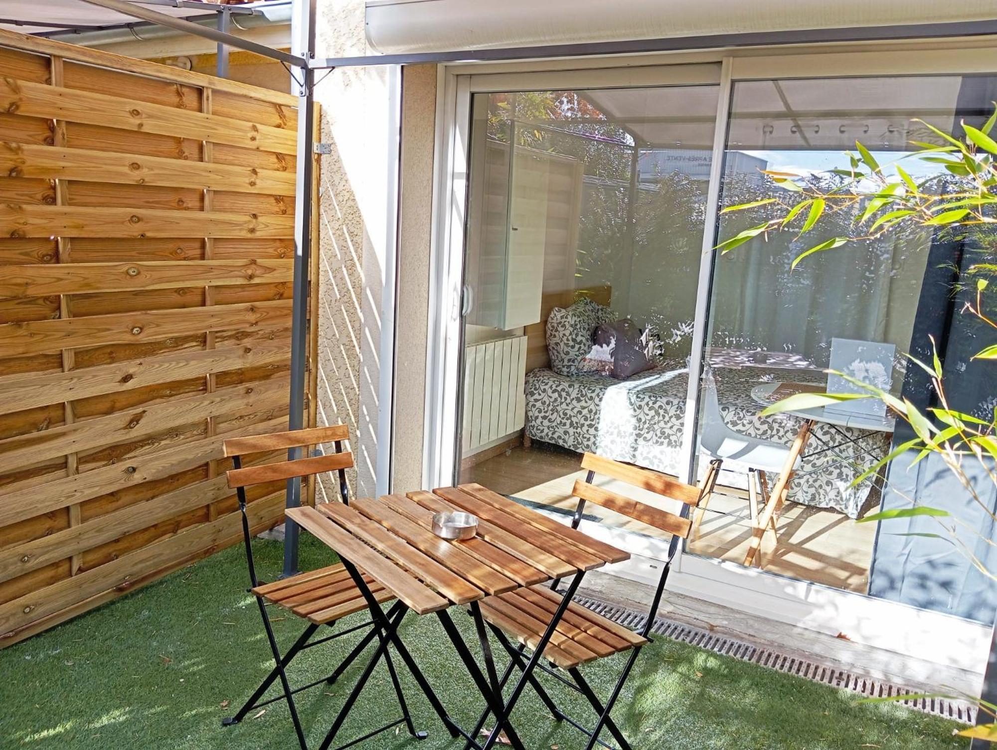 Appart'Hotel Le Clos Lassagne A Brignais - Lyon Sud ภายนอก รูปภาพ