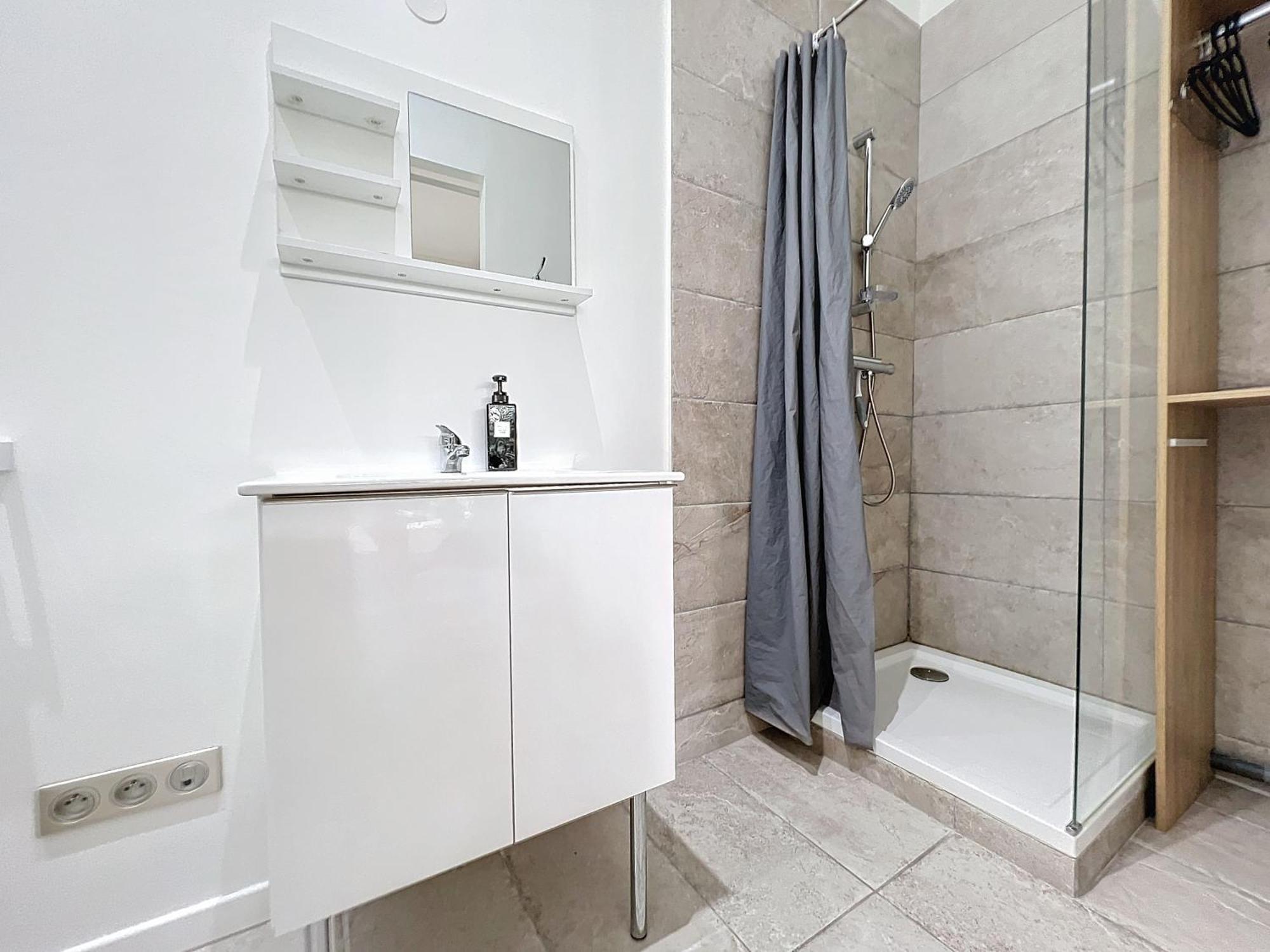 Appart'Hotel Le Clos Lassagne A Brignais - Lyon Sud ภายนอก รูปภาพ