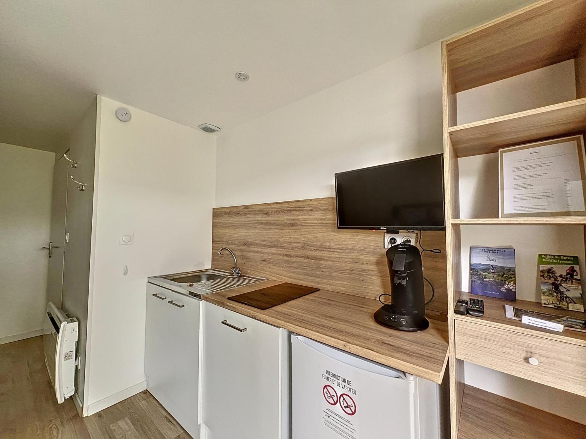Appart'Hotel Le Clos Lassagne A Brignais - Lyon Sud ภายนอก รูปภาพ
