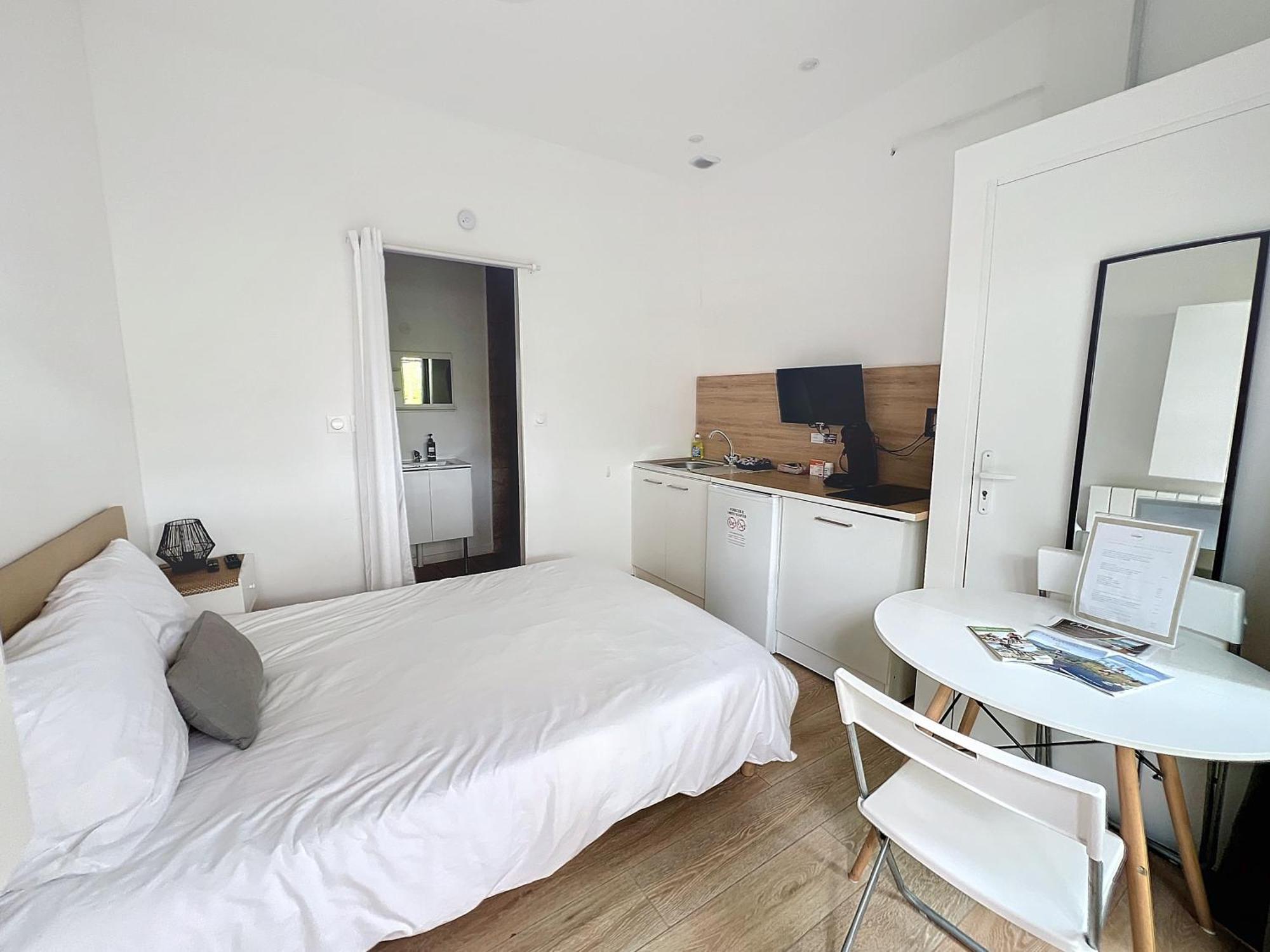 Appart'Hotel Le Clos Lassagne A Brignais - Lyon Sud ภายนอก รูปภาพ