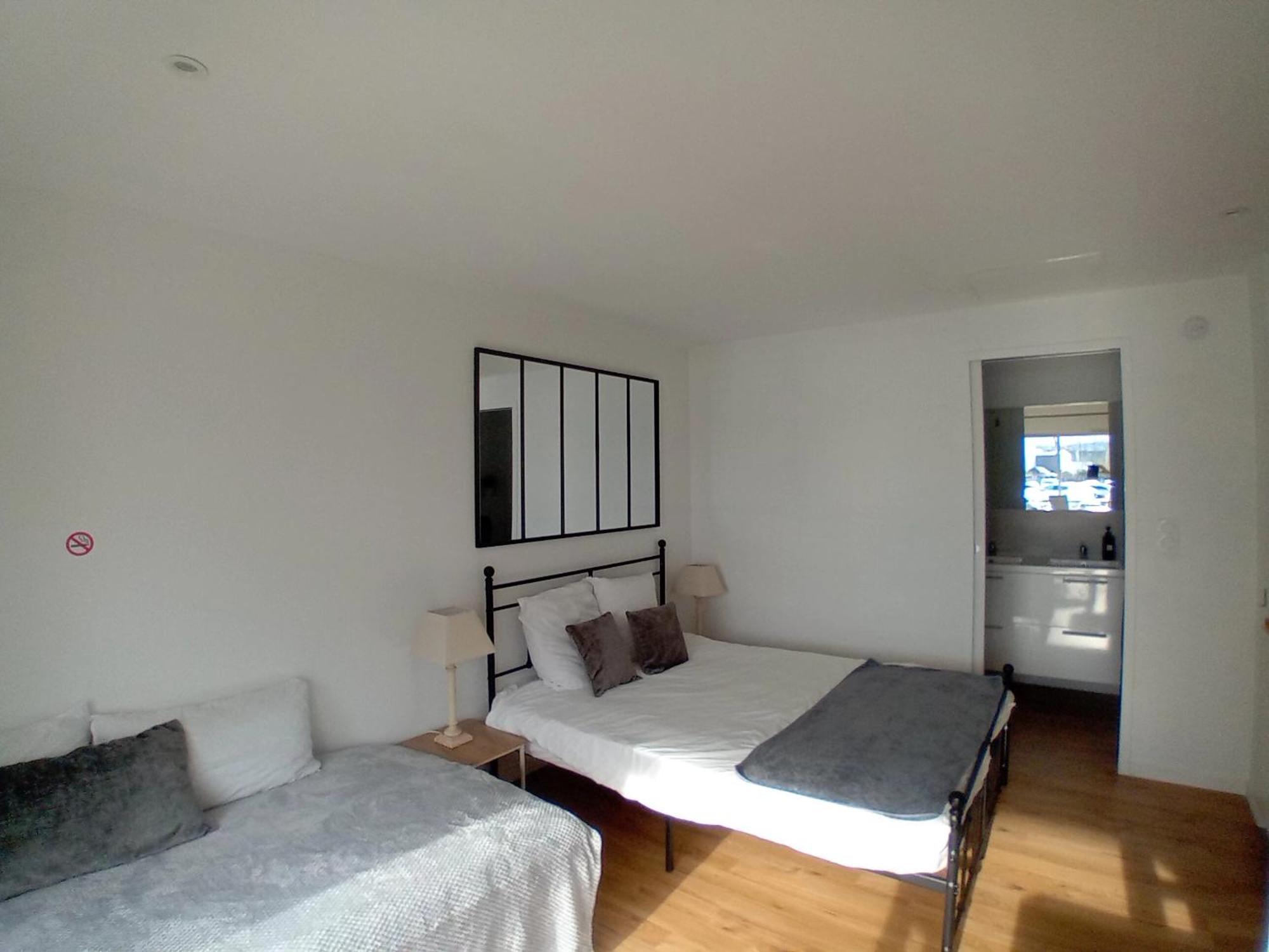 Appart'Hotel Le Clos Lassagne A Brignais - Lyon Sud ภายนอก รูปภาพ